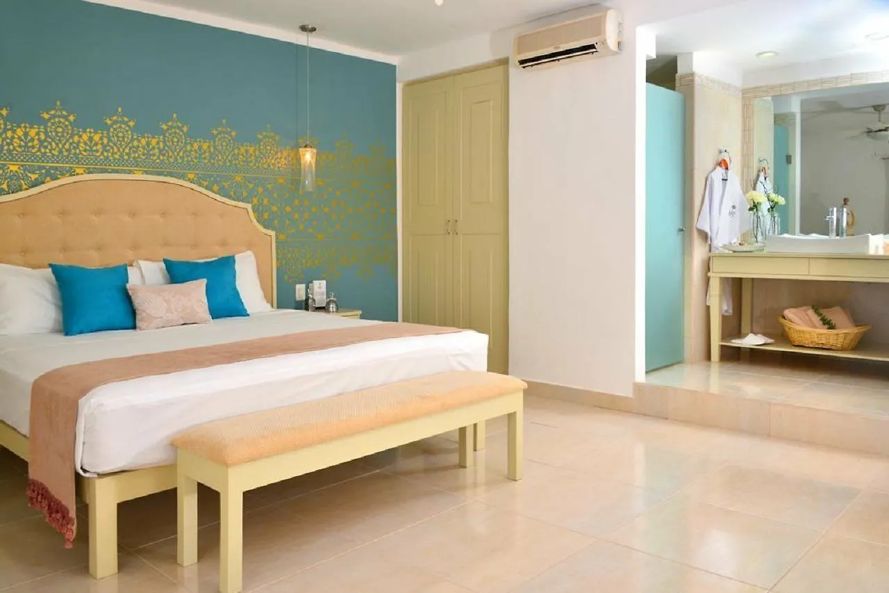 Unic Design Hotel & Restaurant- 5Th Avenue (Adults Only) 普拉亚卡门