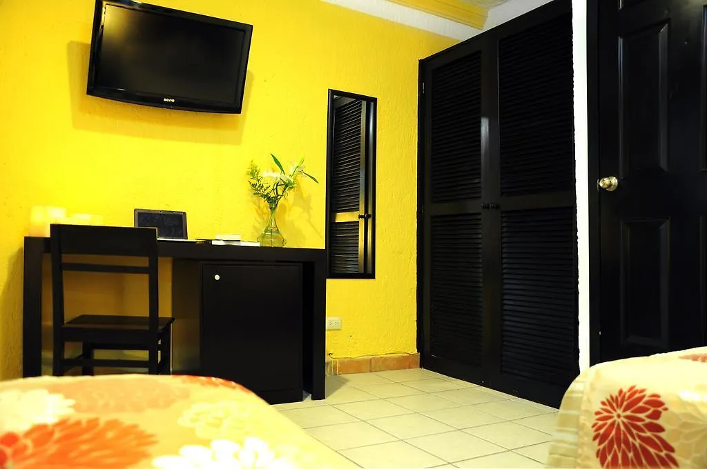 Unic Design Hotel & Restaurant- 5Th Avenue (Adults Only) Playa del Carmen 4*,